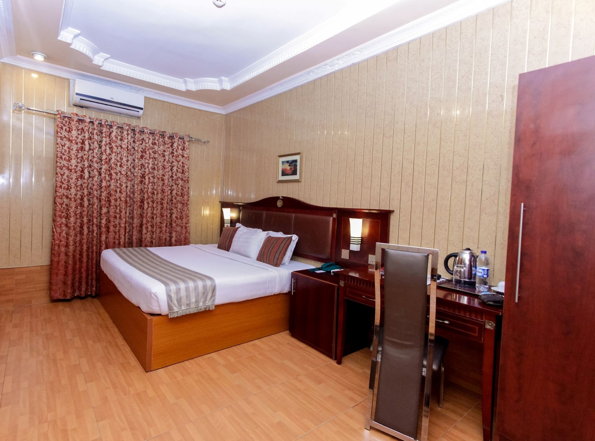 Sunfit - Fitness, Spa, Accommodation Aliayabiagba Exterior photo