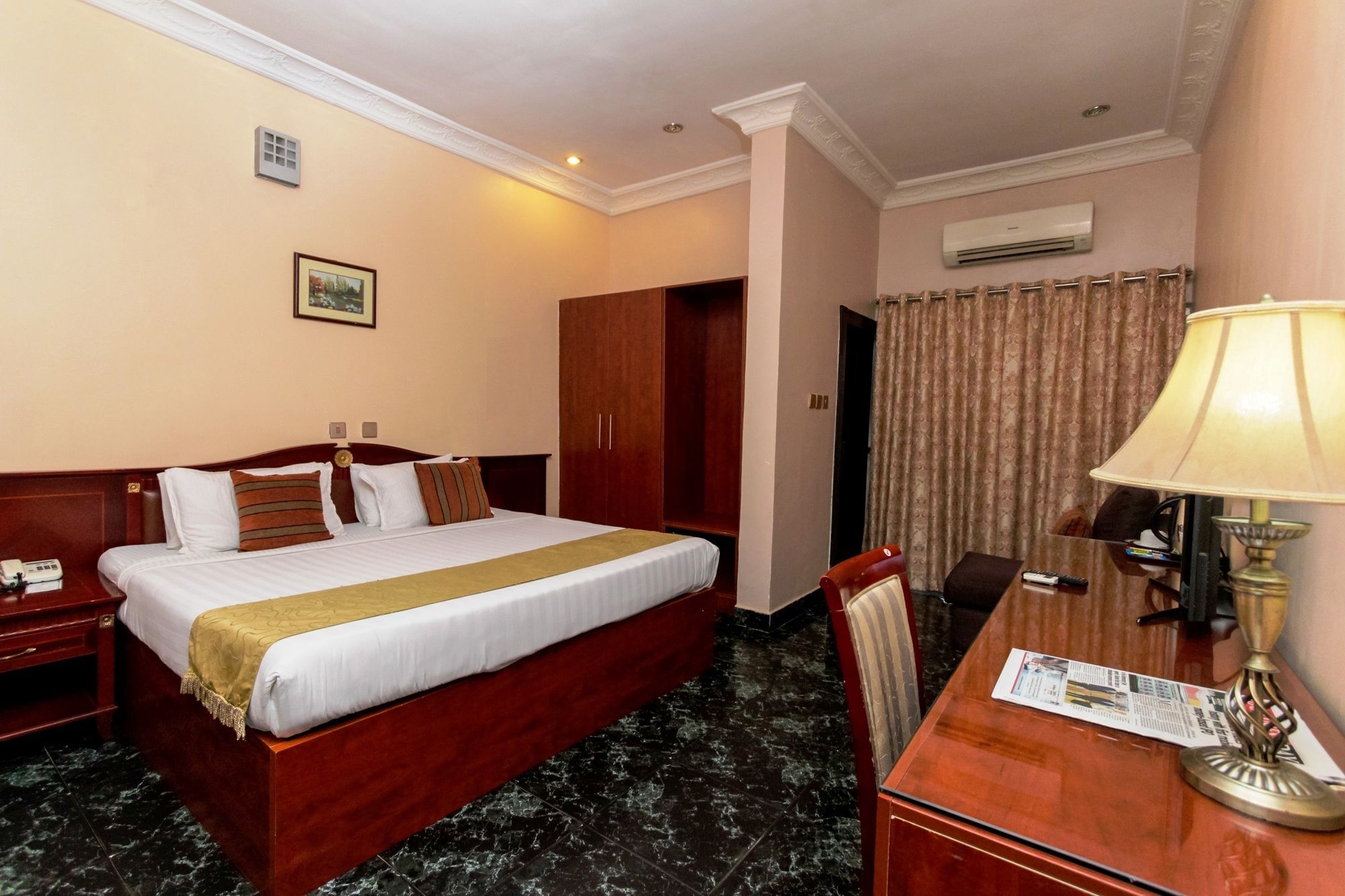 Sunfit - Fitness, Spa, Accommodation Aliayabiagba Exterior photo